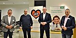 Freuten sich über einen gelungenen Abend in der Fortbildungsakademie für Gesundheitshilfe (v.l.): Günter Nöll (Deutsche Herzstiftung), Andrzej Wierucki, PD Dr. Frank van Buuren und Thomas Grümbel (AOK Nordwest).
